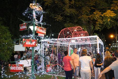 Evento Marca Abertura Do Natal E Acendimento Das Luzes Em Ma