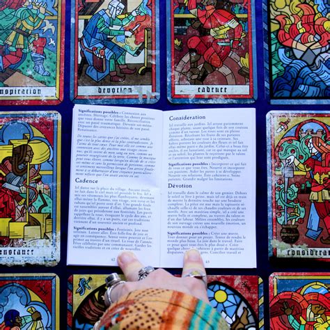 Tarot De La D Votion Le Page Novembre Mrs Kuartz