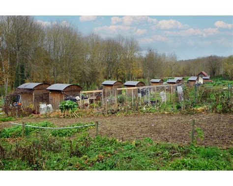 Les jardins familiaux Environnement propreté A votre service