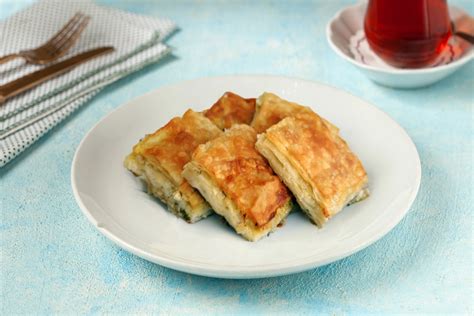 Peynirli İnce Börek