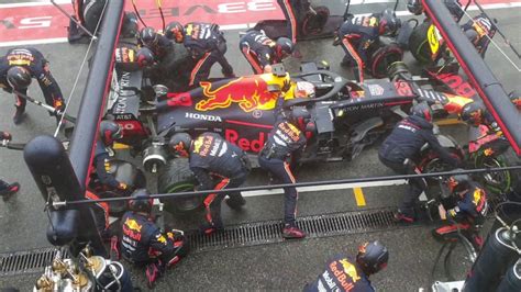 Red Bulls Record Breaking Pit Stop 188 Seconds Youtube