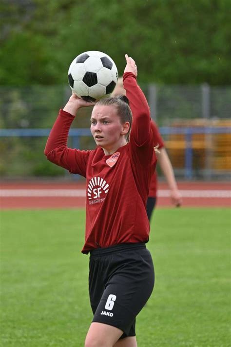 Fu Ball Frauen Regionalliga S D Hofer Leidenschaft Wird Nicht Belohnt