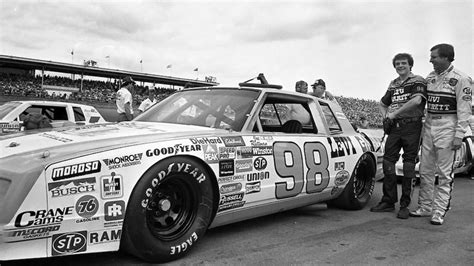 Kenny Wallace on Twitter: "@NASCAR crew chief in 1984. That’s, Kenny Wallace 😳 https://t.co ...