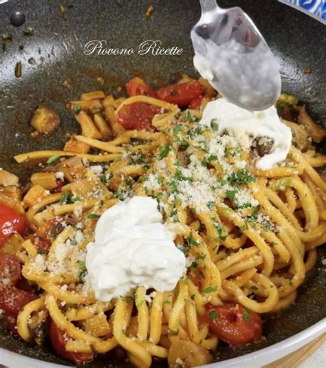 Pasta Con Funghi E Stracciatella Da Leccarsi I Baffi Piovono Ricette