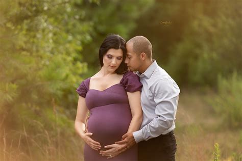 Charlotte Maternity Photographer Stunning Lacy In Huntersville Field