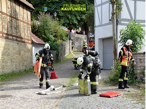 Brand In Geb Ude Alarm Bung Am Juli Freiwillige Feuerwehr