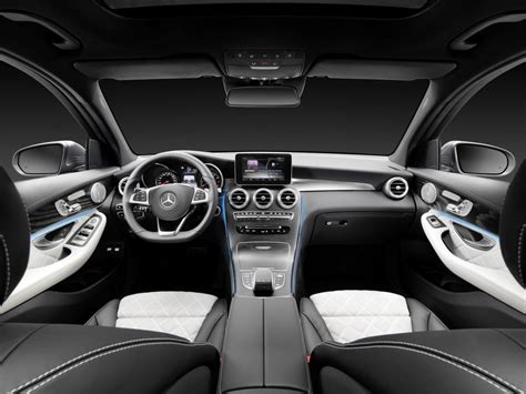 Mercedes-Benz GLC-dash – PerformanceDrive