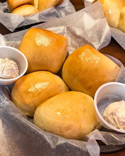 Logan S Roadhouse Buttery Dinner Rolls Artofit