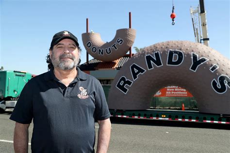 Randys Donuts Coming To Costa Mesa March 9 Is On The Rise In The