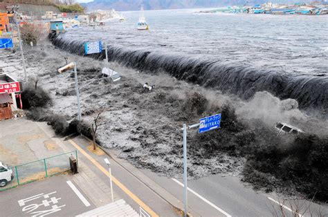 Rare tsunami danger threatens San Diego coast, experts warn it could destroy businesses after ...