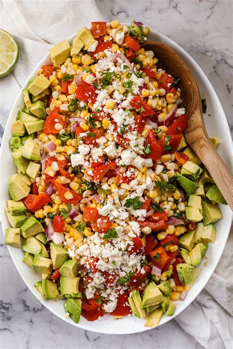 Grilled Corn Salad With Avocado And Red Pepper