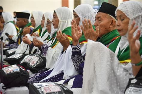 Kloter Pertama Jamaah Calon Haji Asal Sumut Berangkat HARIAN MISTAR