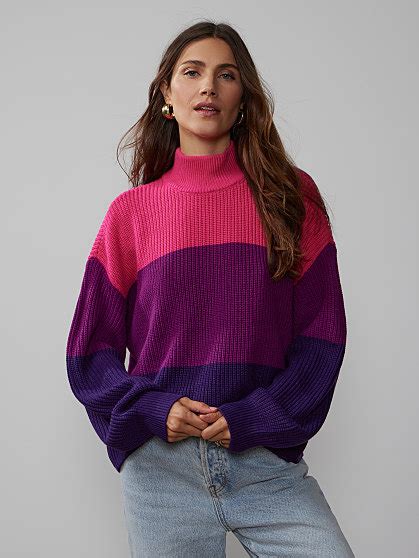 Long Sleeve Turtleneck Colorblock Sweater New York And Company