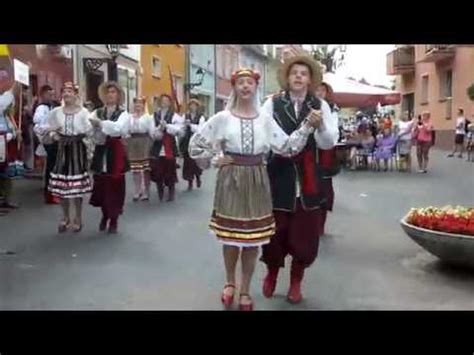 Mi Dzynarodowy Festiwal Folklorystyczny Wiat Pod Kyczer Cz Youtube