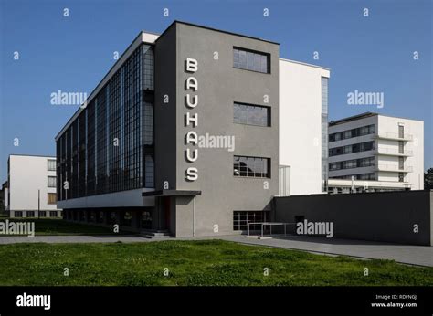 Dessau Das Bauhaus Fotograf As E Im Genes De Alta Resoluci N Alamy