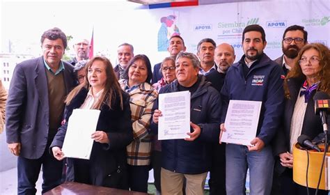 Ministerio de Agricultura firma decreto de emergencia agrícola entre