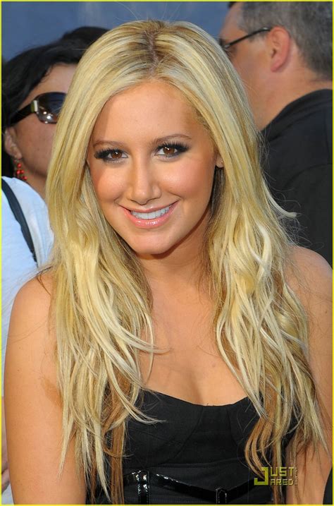 Ashley Tisdale Performs At Los Premios Mtv 2009 Photo 318201 Photo Gallery Just Jared Jr