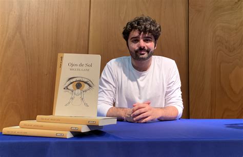 El Escritor Miguel Gane Presenta En Tenerife Su Nuevo Libro ‘ojos De