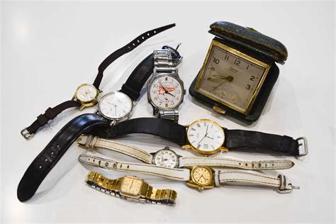 Lot 258 - A collection of vintage watches, including,