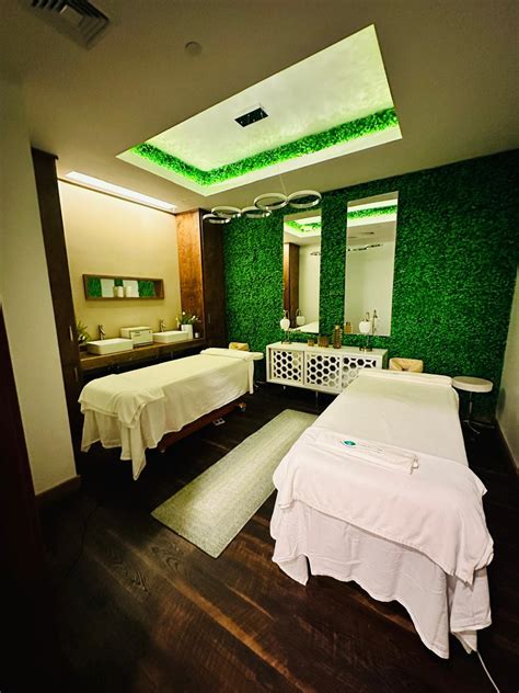 Lymphatic Drainage Therapy in Astoria | Green Aura Spa