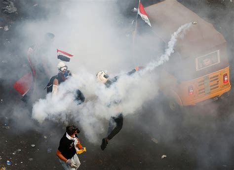 Photos A Month Of Anti Government Protests In Iraq The Atlantic