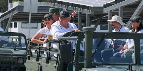 Amlo Supervisa Junto A Mara Lezama Ltimo Tramo Del Tren Maya En