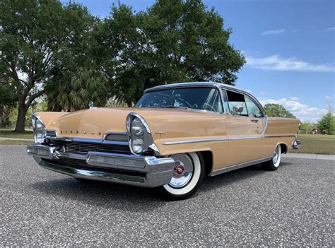 1957 Lincoln Capri 2 Door Hardtop For Sale