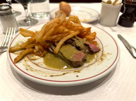 Review: Le Relais de Venise L'Entrecote in NYC Is a Skip