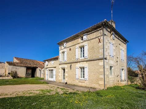 Maison Vendre En Poitou Charentes Charente St Yrieix Sur Charente