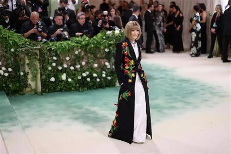 Annunciato Il Met Gala Superfine Tailoring Black Style La