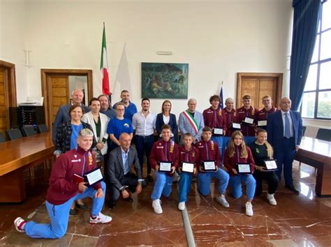 A Sabaudia Consegnate Le Borse Di Studio Del Premio Studio E Sport