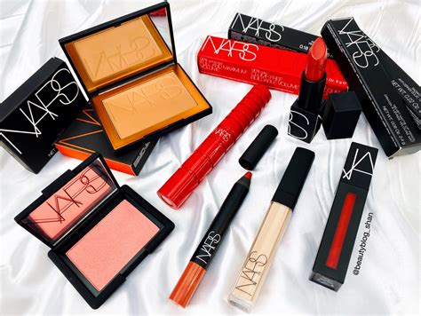 Huda Beauty Naughty Nude Palette Review