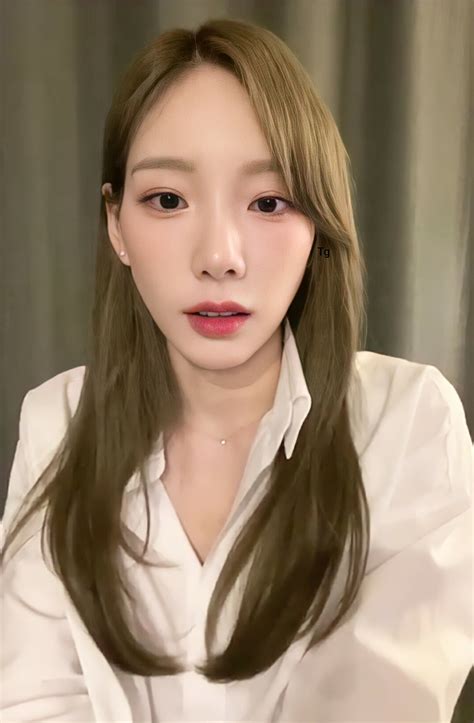 Sones As Gag Team 👑🤡 On Twitter 220323 Taeyeon Did A Insta Live Zero