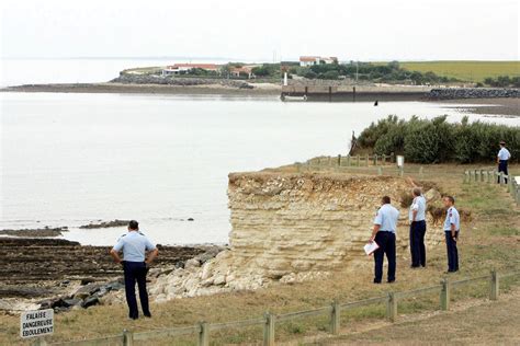 Charente Maritime Un Cadavre D Couvert Nieul Sur Mer