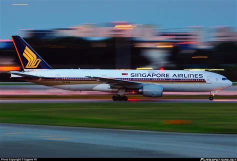 9V SQF Singapore Airlines Boeing 777 212 ER Photo By Eugene YR ID