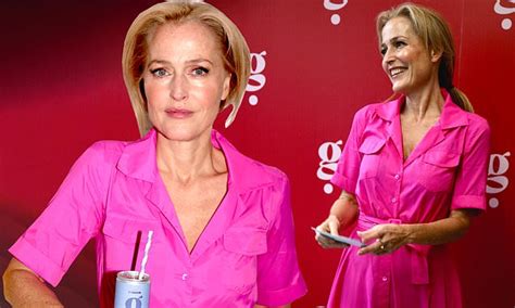 Sex Education Star Gillian Anderson Turns Heads In A Stylish Pink Shirt