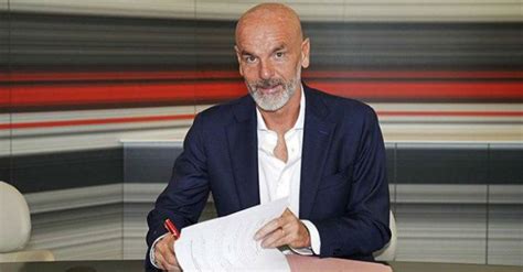 Ac Milan Resmi Ikat Stefano Pioli Selama Musim Pantau