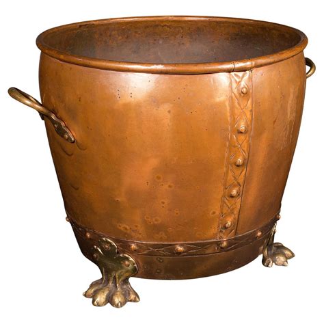 Antique English Copper Log Bin With Brass Claw Feet And Lion S Heads At