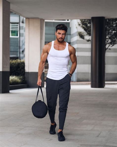 Looks de academia para você se inspirar Mens outfits Mens workout