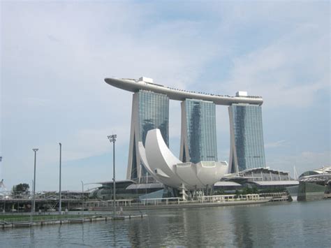 Singapore's Rooftop Pool – Singapore, Singapore | Atlas Obscura