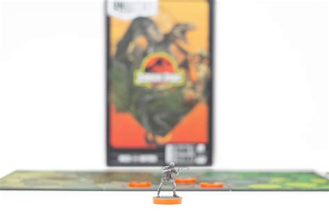 Unmatched: Jurassic Park - InGen vs. Raptors – Mondo
