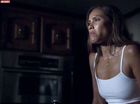 Lesley Ann Brandt Nue Dans Horror Noire