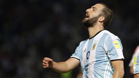 Gonzalo Higuain retires from Argentina’s national team