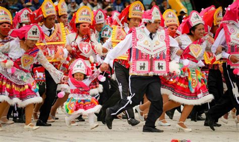 Declaran Patrimonio Cultural De La NaciÓn A La Danza De La Llamerada PuneÑa Revista Você Aqp