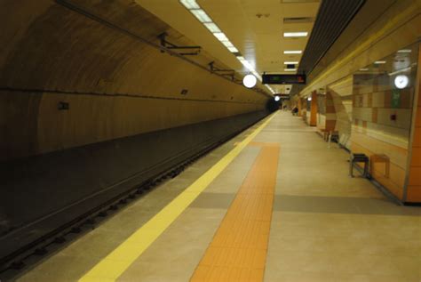 Metro Station Free Stock Photo - Public Domain Pictures