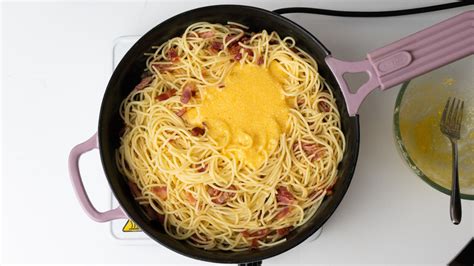 Simple Spaghetti Carbonara Recipe