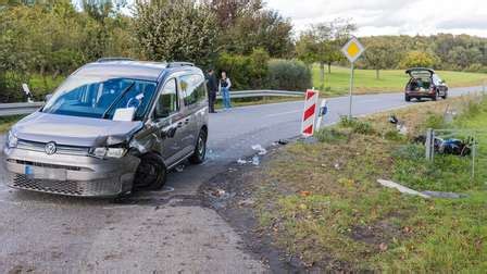 Tragischer Unfall in Südhessen PKW Fahrer stirbt Motorradfahrer in