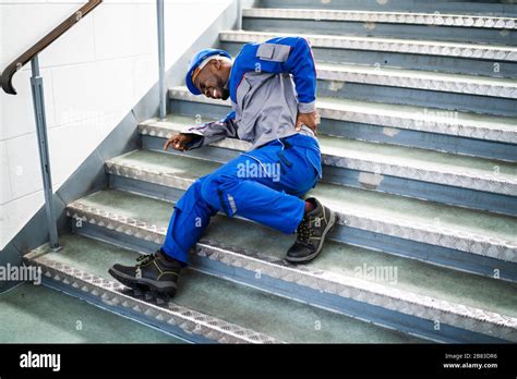 Man Falling Down Stairs Hi Res Stock Photography And Images Alamy