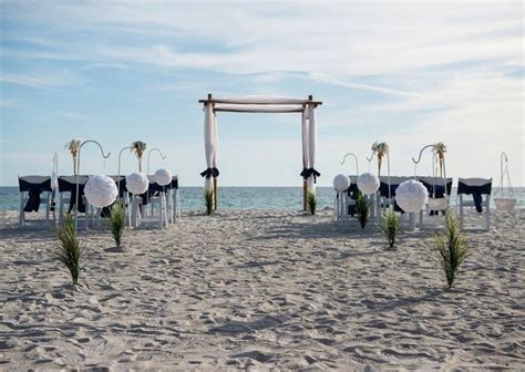 Anna Maria Island Beach Weddings | Anna Maria Island, FL Wedding Locations | Gulf Beach Weddings