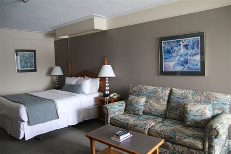 Accommodations - Fern Resort | Ontario's All-inclusive Resort